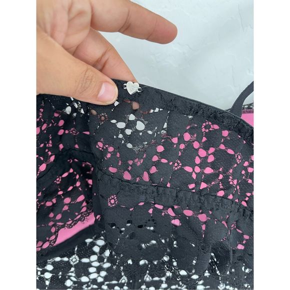 VICTORIA'S SECRET PINK Lace Bra Size Large - Picture 5 of 5